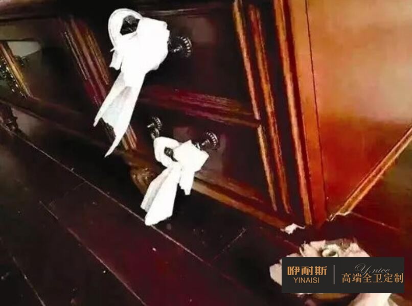 實木浴室柜為什么這么貴？